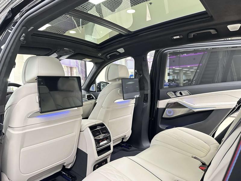 BMW X7 I (G07) Рестайлинг Дизель 3 л. 340 л.с. автомат полный