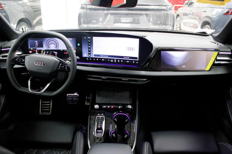 Audi A5 III (B10) Бензин 2 л. 204 л.с. робот полный