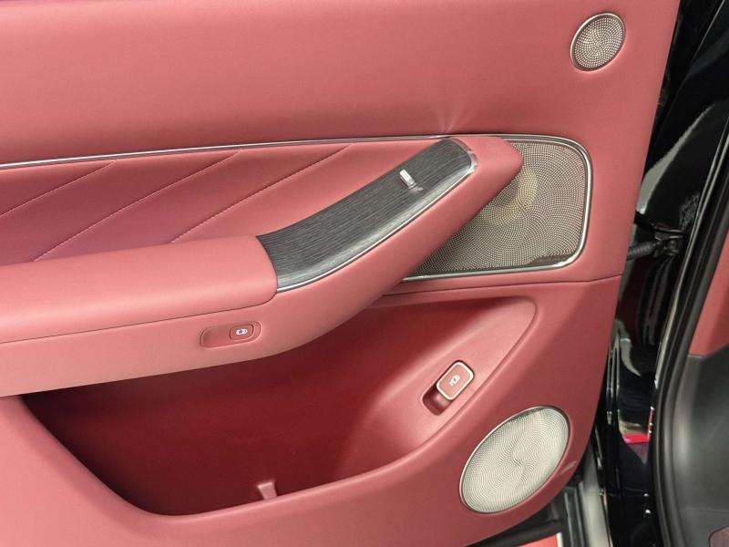 Aito M8 1 поколение 1.5h AT 533 л.с. (392 кВт) 