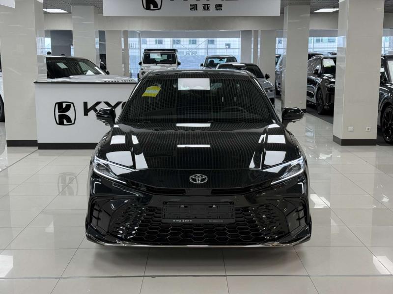 Toyota Camry IX (XV80) China Market Гибрид 2 л. 197 л.с. вариатор передний