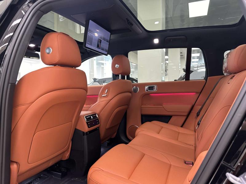 LiXiang L7 I Рестайлинг Гибрид 1.5 л. 449 л.с. автомат полный
