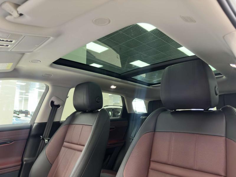 Land Rover Range Rover Evoque II Рестайлинг Бензин 2 л. 249 л.с. автомат полный