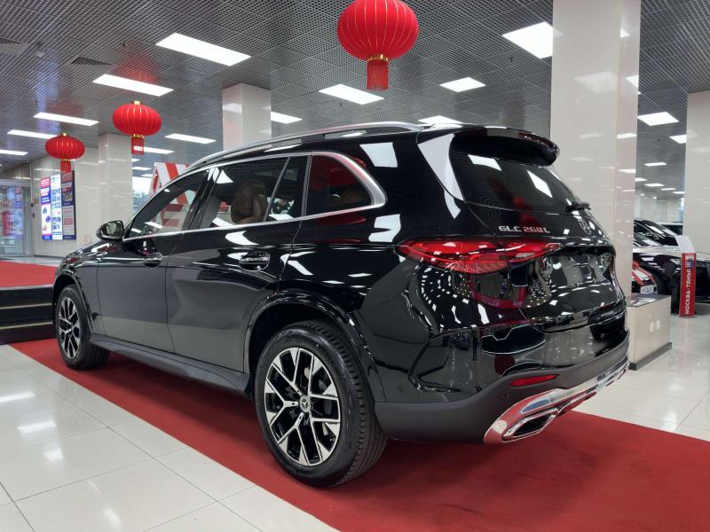 Mercedes-Benz GLC 2 поколение (X254) 2.0 AT 4WD (197 л.с.)