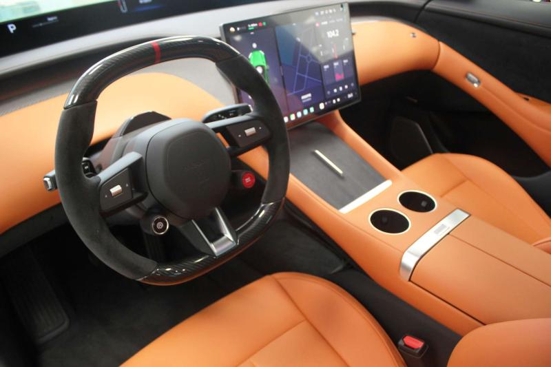 Xiaomi YU 7 1 поколение AT 4WD (690 л.с.)