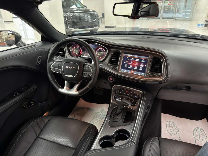 Dodge Challenger III Рестайлинг 2 Бензин 6.2 л. 717 л.с. автомат задний