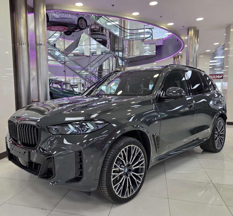 BMW X5 IV (G05/G18) Рестайлинг Дизель 3 л. 352 л.с. автомат полный