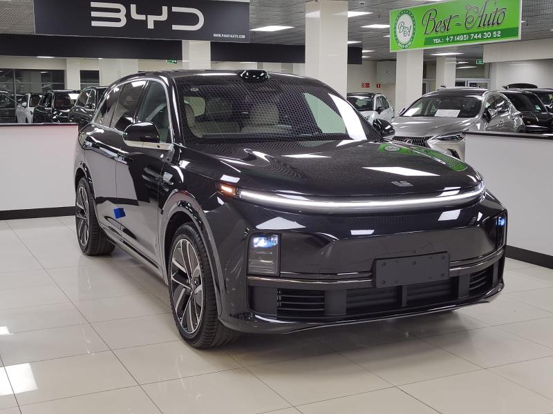 LiXiang L7 I Рестайлинг Гибрид 1496 см3 449 л.с. (330 кВт) автоматическая полный