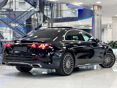 Mercedes-Benz E-Класс