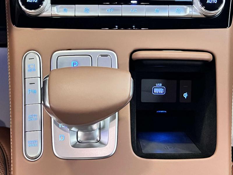 Genesis G90 I Рестайлинг Бензин 3.8 л. 309 л.с. автомат полный
