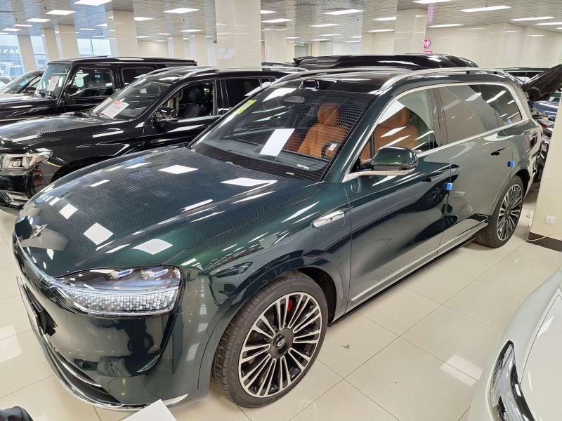 Aito M9  Гибрид 1.5 л. 496 л.с. автомат полный