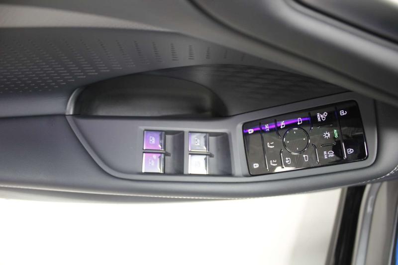 Audi A5 III (B10) Бензин 2 л. 204 л.с. робот полный