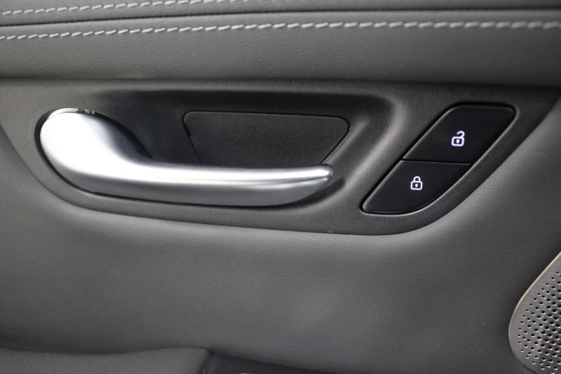 Aito M7 I Гибрид 1.5 л. 272 л.с. автомат задний