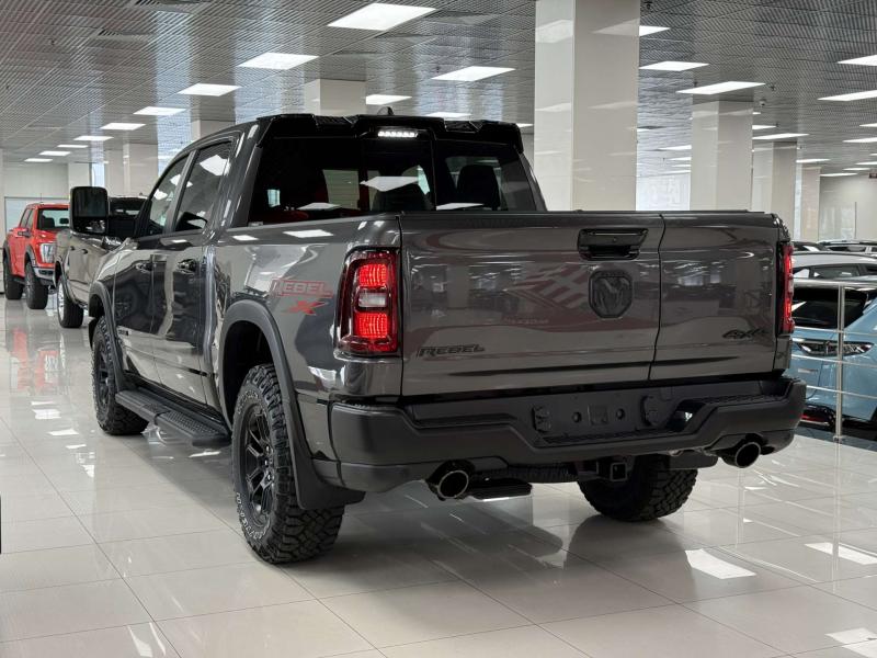 Ram 1500 V Рестайлинг Бензин 3 л. 420 л.с. автомат полный