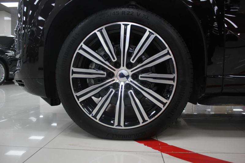 Denza N9 1 поколение 2.0 л. 925 л.с. (680 кВт) 