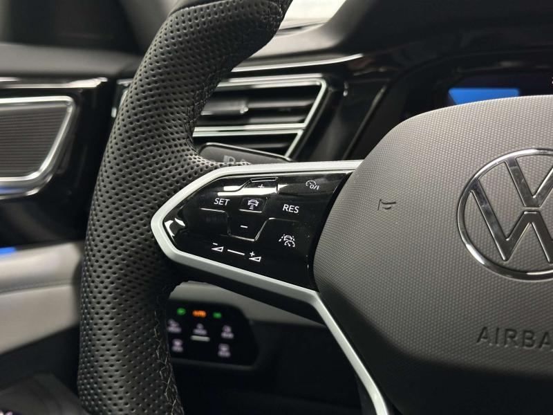 Volkswagen Teramont I Рестайлинг Бензин 2 л. 220 л.с. автомат полный