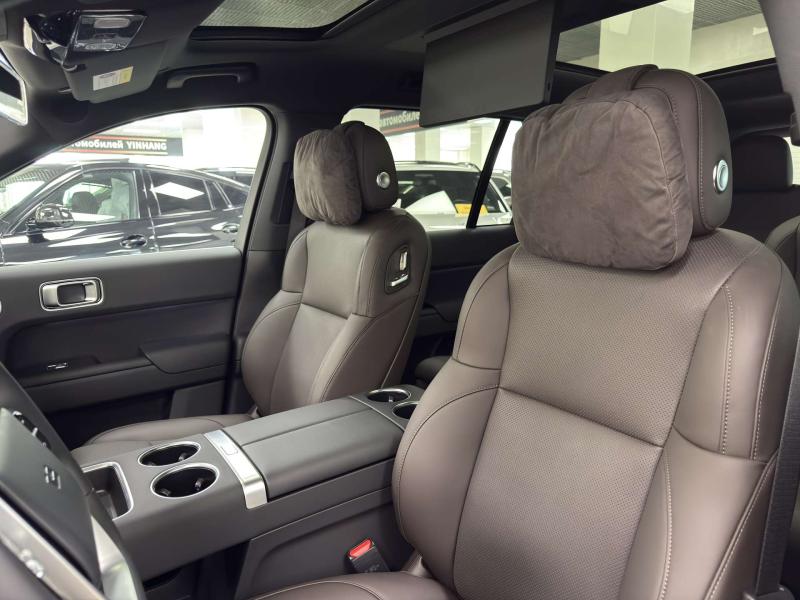 LiXiang L9 I Рестайлинг Гибрид 1.5 л. 449 л.с. автомат полный