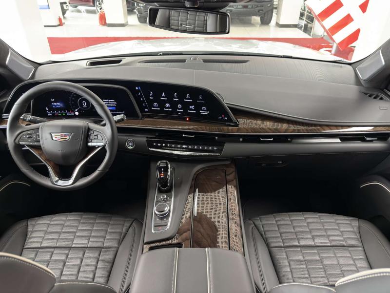 Cadillac Escalade V Бензин 6.2 л. 420 л.с. автомат полный
