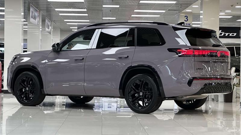 Volkswagen Teramont I Рестайлинг (China Market) Бензин 2 л. 220 л.с. робот полный