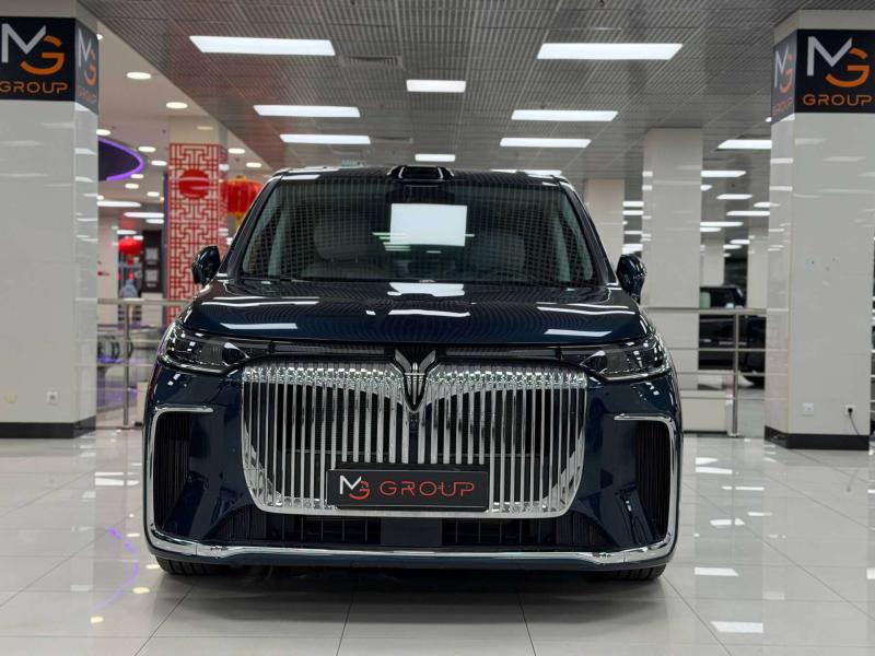 Voyah Dream  Гибрид 1.5 л. 394 л.с. автомат полный