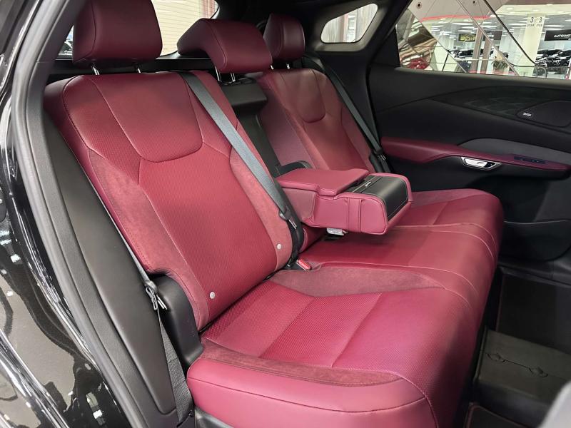 Lexus RX V Бензин 2.4 л. 279 л.с. автомат полный