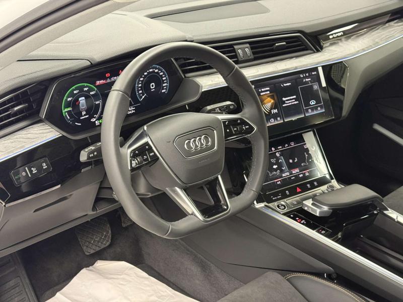 Audi e-tron I Электро  408 л.с. автомат полный
