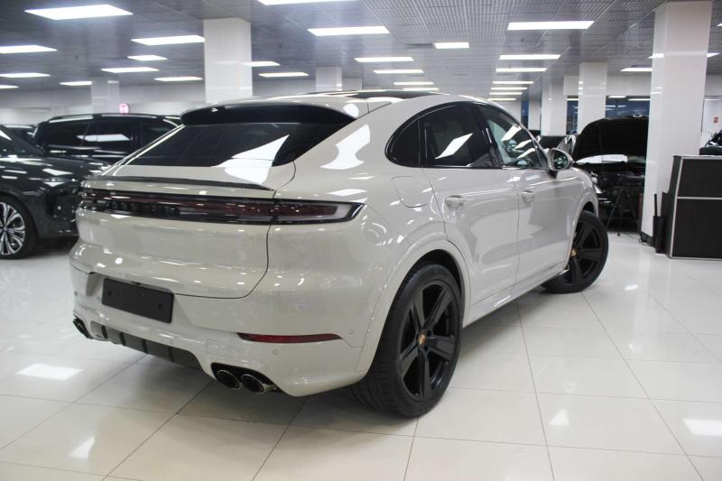 Porsche Cayenne III Рестайлинг Гибрид 4 л. 739 л.с. автомат полный
