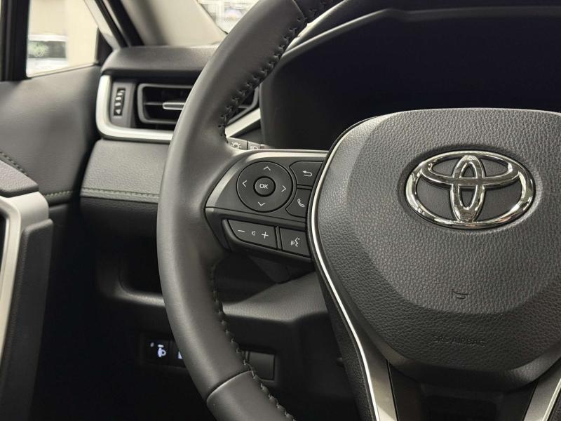 Toyota RAV4 5 поколение (XA50) 2.0 CVT 4WD (171 л.с.)