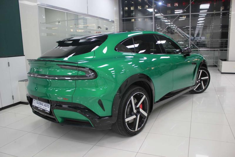 Xiaomi YU 7 1 поколение AT 4WD (690 л.с.)