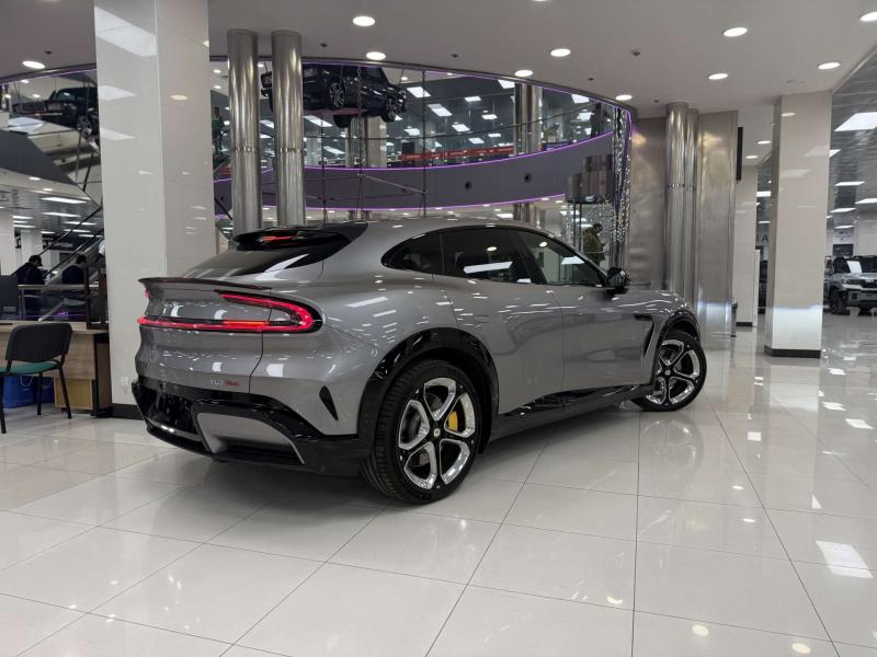 Xiaomi YU 7 1 поколение AT 4WD (690 л.с.)