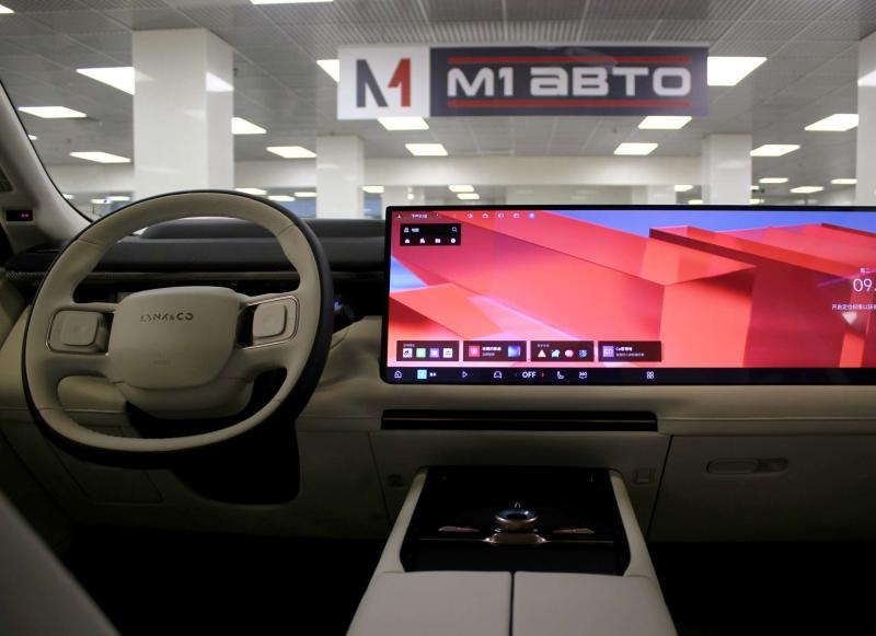 Lynk & Co 900 Поколение 1 2.0h 734 л.с