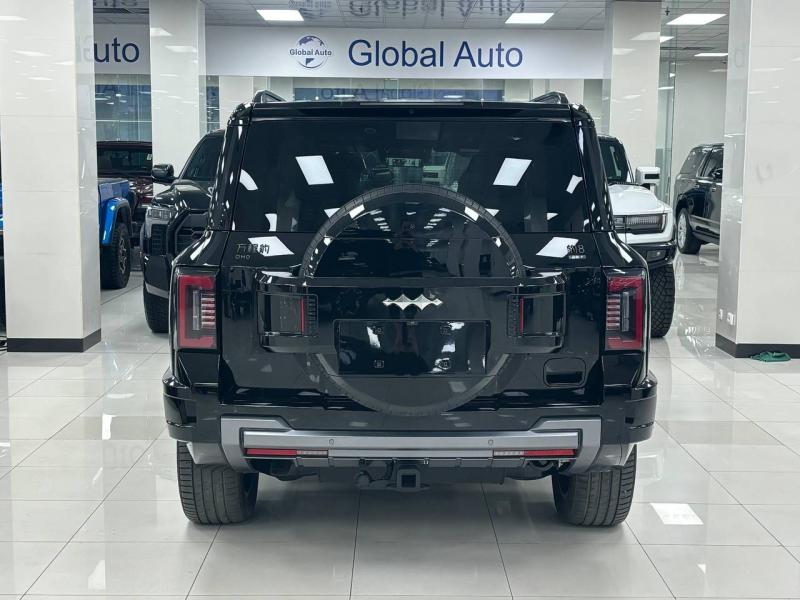 BYD FangChengBao Leopard 8  Гибрид 2 л. 952 л.с. автомат полный