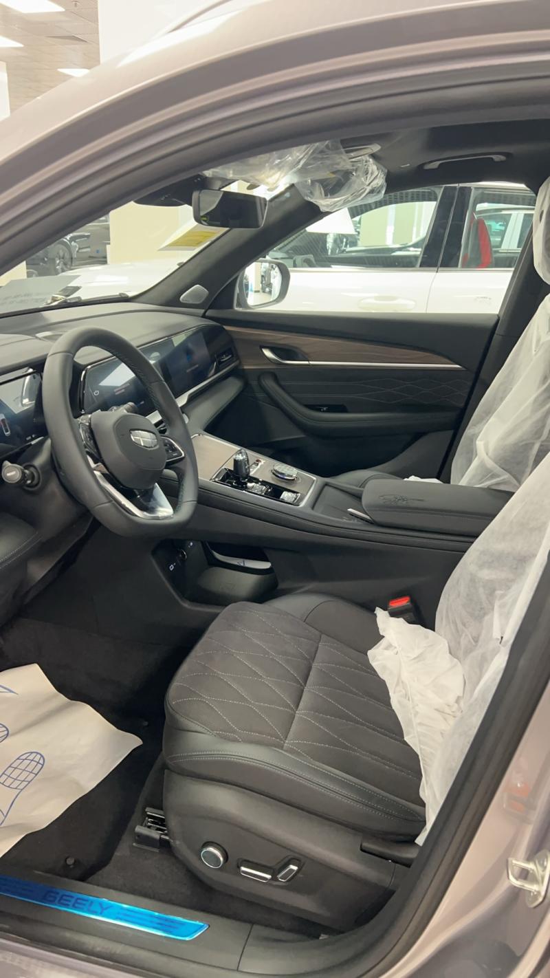 Geely Monjaro  Бензин 2 л. 238 л.с. автомат полный