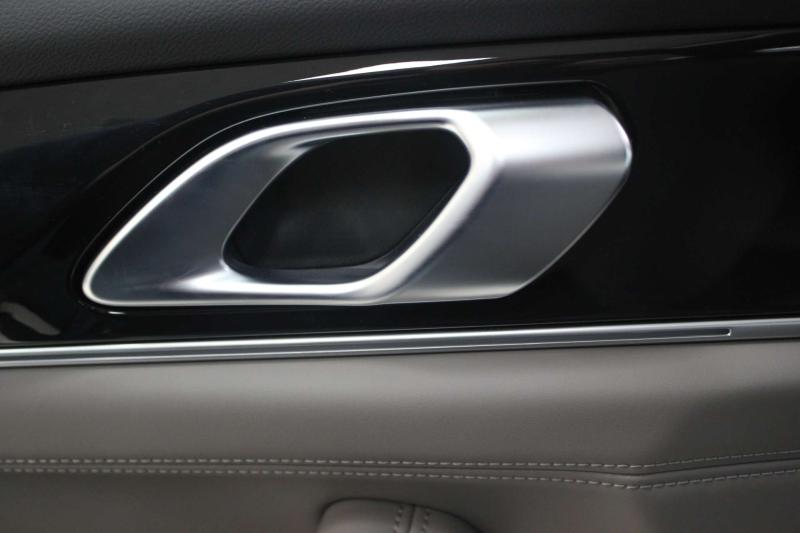 Geely Atlas Pro  Бензин 1.5 л. 177 л.с. автомат передний