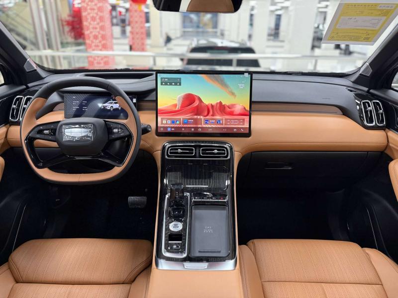 Geely Boyue Cool  Бензин 1.5 л. 174 л.с. робот передний