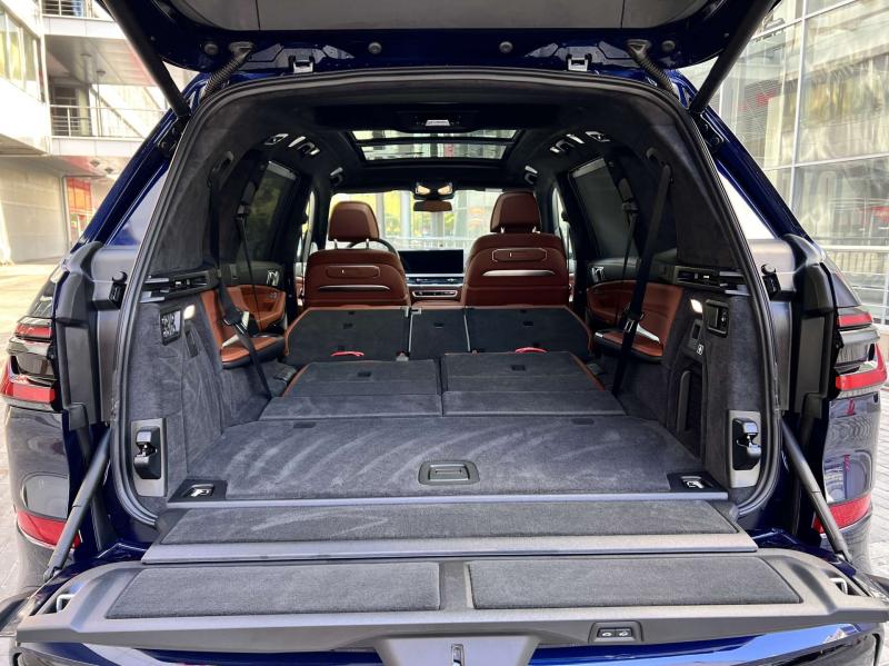 BMW X7 1 поколение (G07) [рестайлинг] 3.0 AT 4WD (340 л.с.)