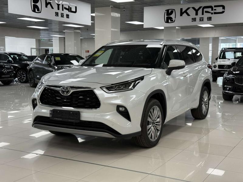 Toyota Highlander IV (U70) Бензин 2 л. 248 л.с. автомат полный