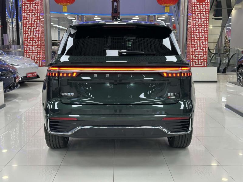 Geely Monjaro  Бензин 2 л. 238 л.с. автомат полный