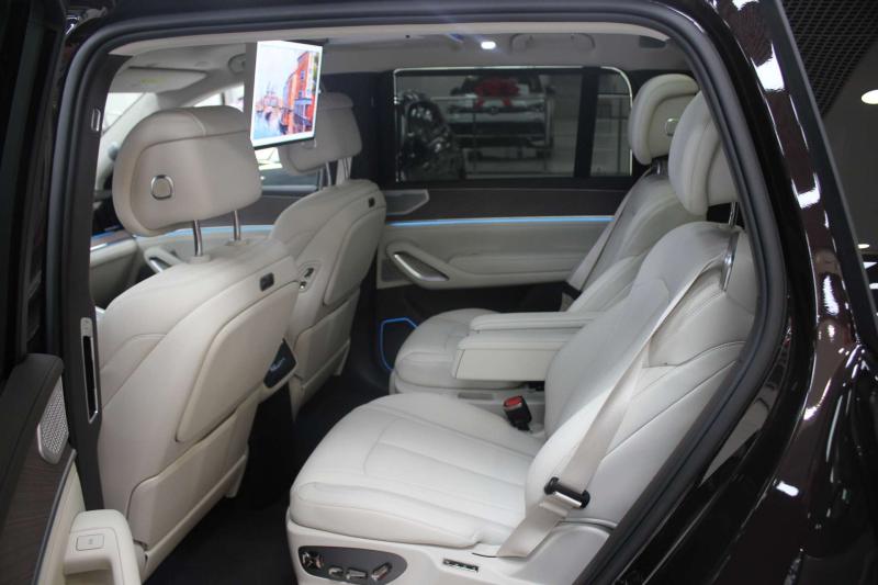 Denza N9 1 поколение 2.0 л. 925 л.с. (680 кВт) 