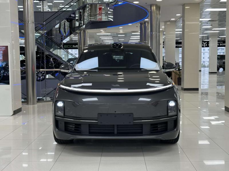 LiXiang L9 I Рестайлинг Гибрид 1.5 л. 449 л.с. автомат полный