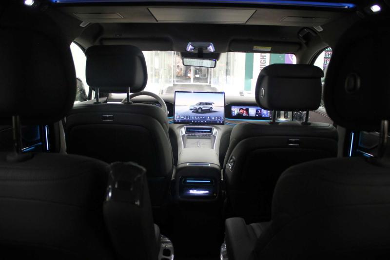 Denza N9 1 поколение 2.0 л. 925 л.с. (680 кВт) 