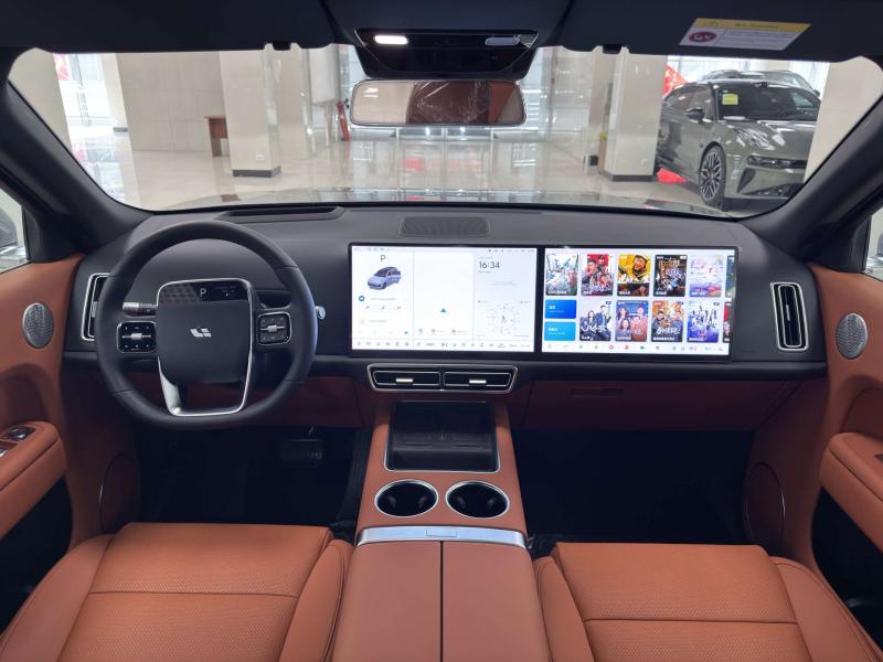 LiXiang L9 I Рестайлинг Гибрид 1.5 л. 449 л.с. автомат полный