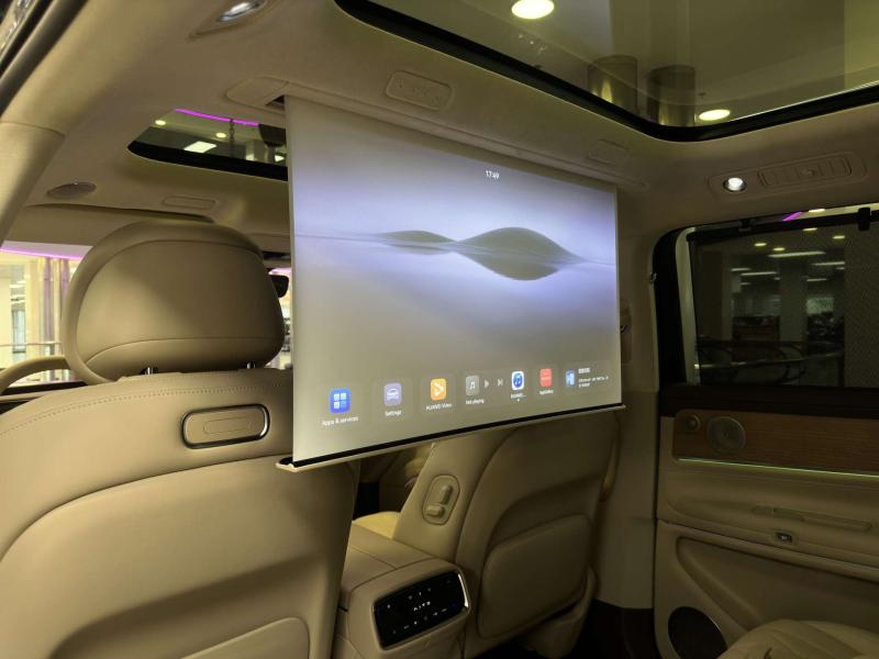 Aito M9  Электро  530 л.с. автомат полный