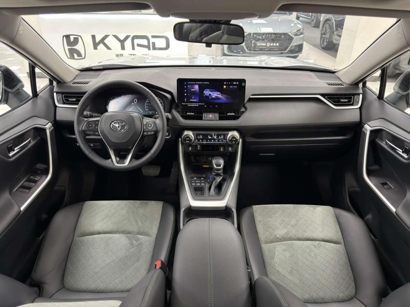 Toyota RAV4 5 поколение (XA50) 2.0 CVT 4WD (171 л.с.)
