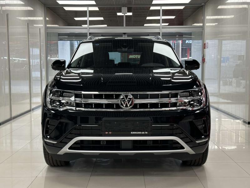 Volkswagen Teramont I Рестайлинг Бензин 2 л. 220 л.с. автомат полный