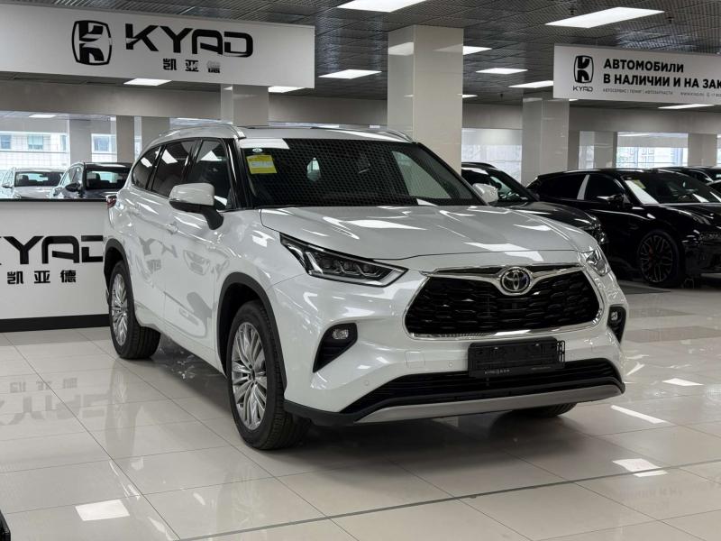 Toyota Highlander IV (U70) Бензин 2 л. 248 л.с. автомат полный