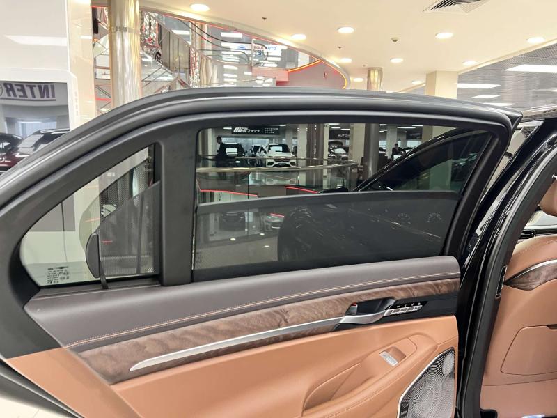 Genesis G90 I Рестайлинг Бензин 3.8 л. 309 л.с. автомат полный