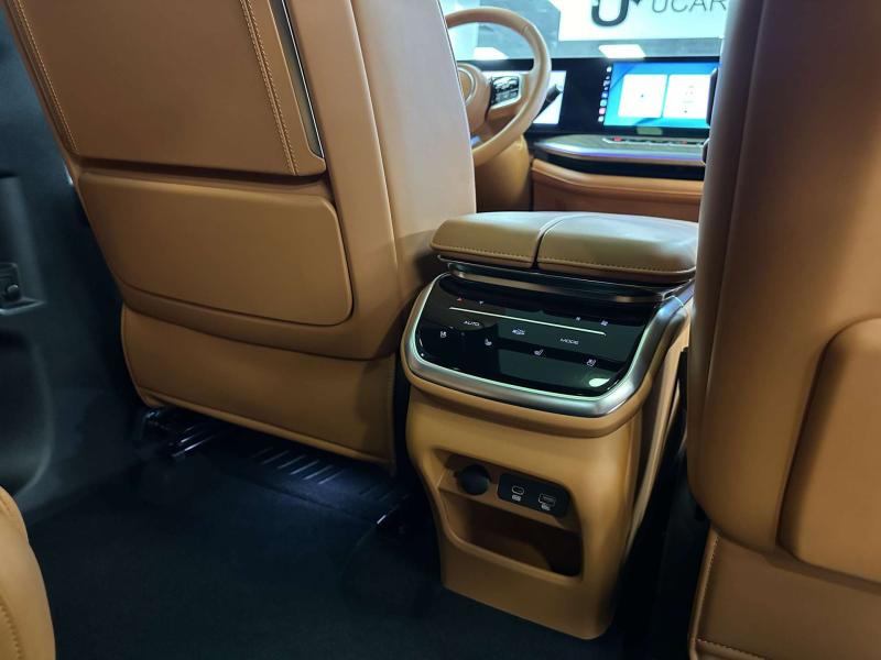 Wey Lanshan (Blue Mountain)  Гибрид 1.5 л. 517 л.с. автомат полный