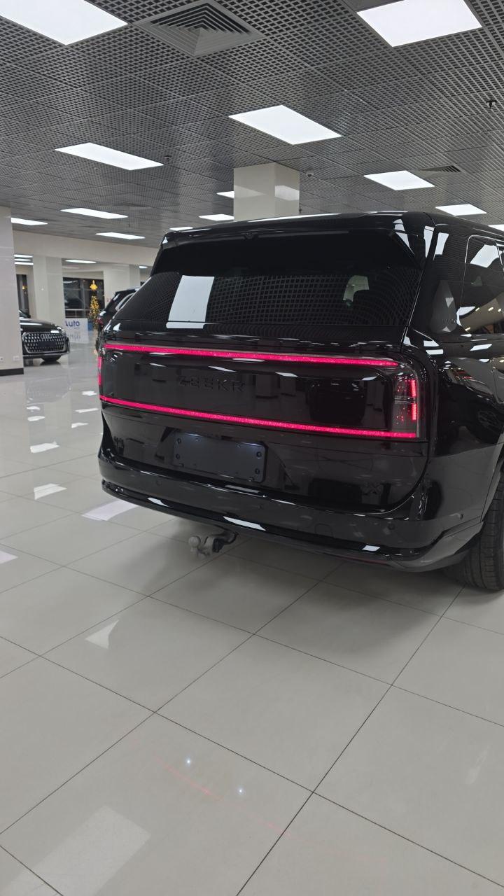 Zeekr 9X 1 поколение 2.0 л, 898 л.с., гибрид