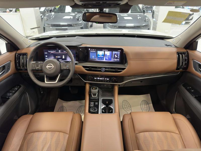 Nissan Pathfinder V (China Market) Бензин 2 л. 252 л.с. автомат полный