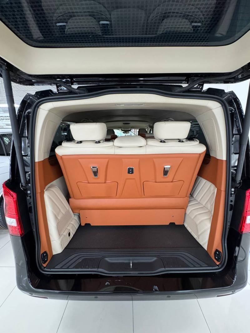 Mercedes-Benz Vito III (W447) Бензин 2 л. 211 л.с. автомат задний